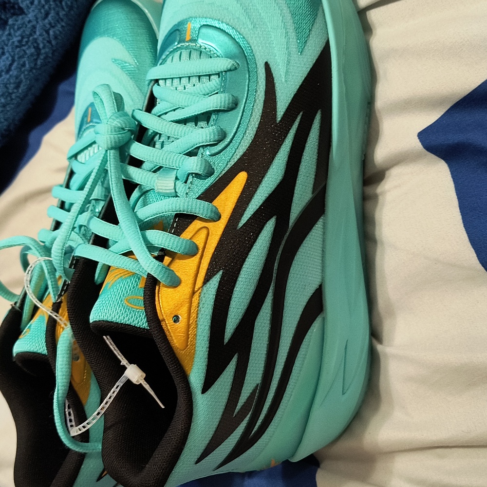 Pumas Lamelo Ball Basketball shoes